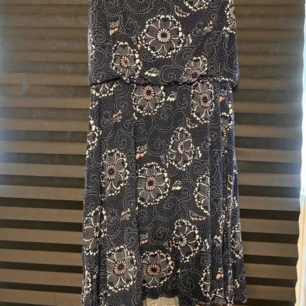 Loft Dress  - M - Picture 3 of 3